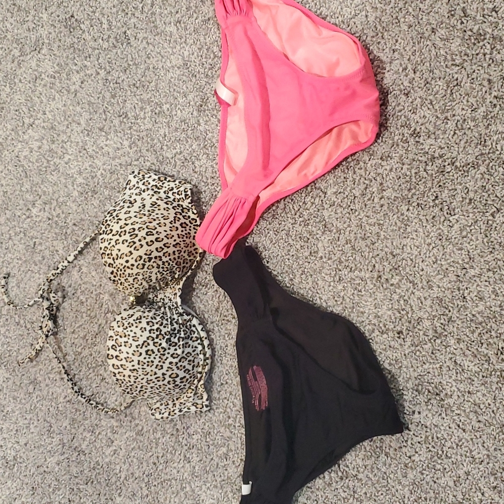 Victoria's Secret swimsuit set